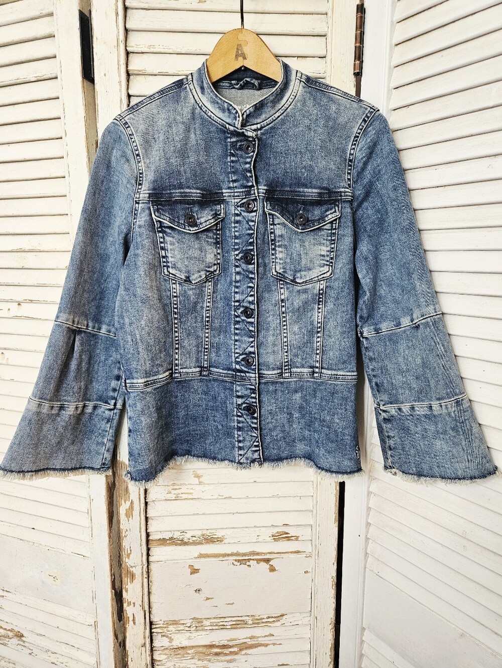 Sandwich Denim Bell Sleeve Raw Hem Jean Jacket With Mandarin Collar EU 38/Small